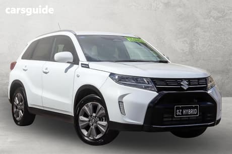 White 2025 Suzuki Vitara Wagon Turbo Hybrid