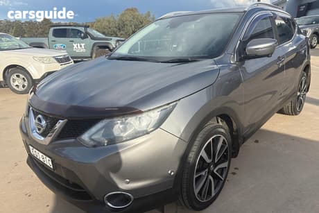 Grey 2016 Nissan Qashqai Wagon Ti (4X2)
