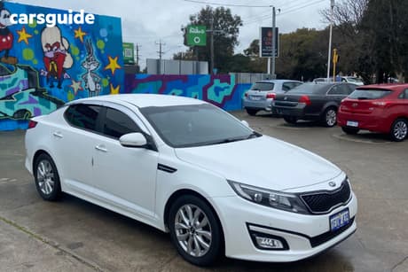 White 2015 Kia Optima Sedan Si