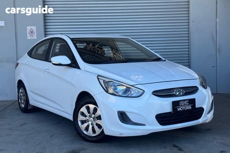 2017 Hyundai Accent Sedan Active