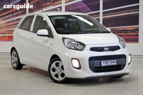 White 2016 Kia Picanto Hatchback Si