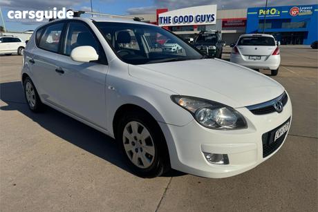 White 2010 Hyundai I30 Hatchback Sx 1.6 Crdi