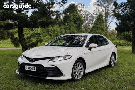 White 2023 Toyota Camry Sedan Ascent Hybrid