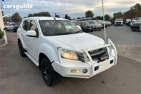 White 2015 Isuzu MU-X Wagon Ls-M (4X2)