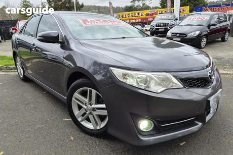 Grey 2013 Toyota Camry Sedan Atara R Se