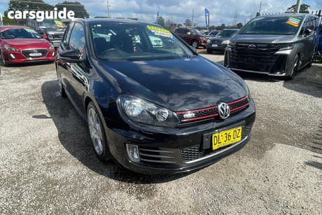 Black 2010 Volkswagen Golf Hatchback Gti