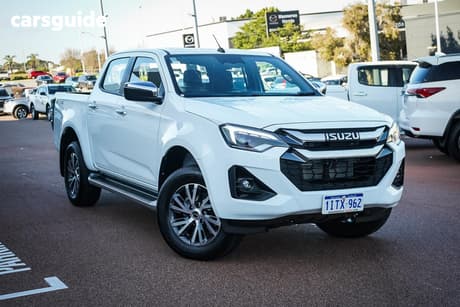 White 2025 Isuzu D-MAX Crew Cab Utility Ls-U (4X4)