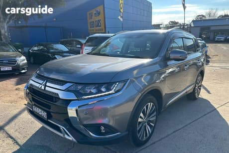 Grey 2018 Mitsubishi Outlander Wagon Exceed 7 Seat (Awd)