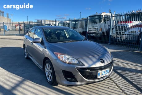 Silver 2010 Mazda 3 Sedan Maxx Sport