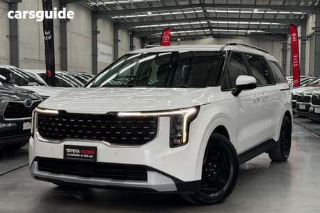 White 2025 Kia Carnival Wagon S