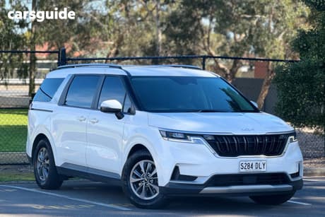White 2023 Kia Carnival Wagon S