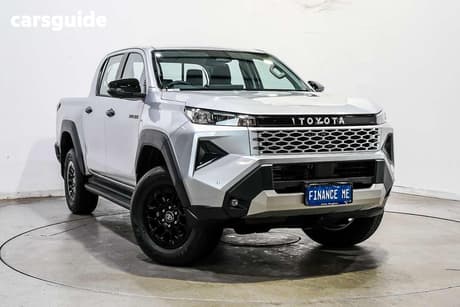 Silver 2026 Toyota Hilux Double Cab Pick Up Sr5 48V (4X4)