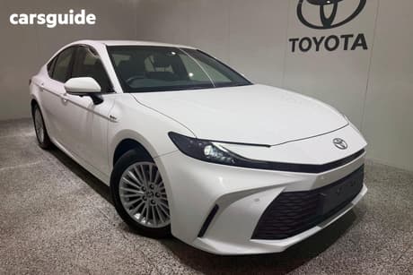 White 2024 Toyota Camry Sedan Ascent