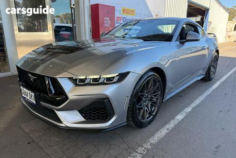 Silver 2025 Ford Mustang Fastback Gt 5.0 V8