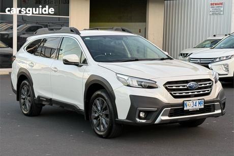 White 2023 Subaru Outback Wagon Awd