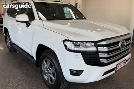 White 2026 Toyota Landcruiser Wagon Lc300 Vx (4X4)