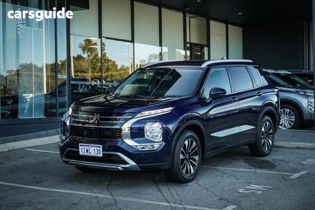 Blue 2025 Mitsubishi Outlander Wagon Ls 7 Seat (2Wd)
