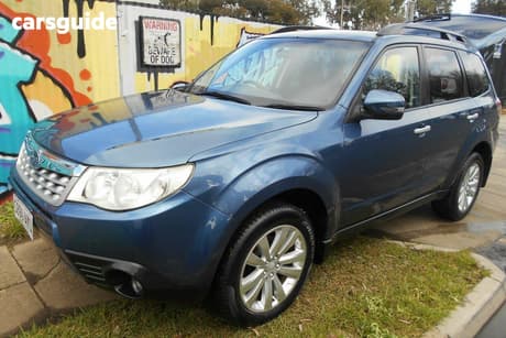 Blue 2010 Subaru Forester Wagon Xs