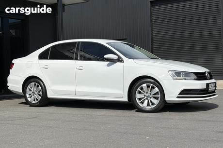 White 2014 Volkswagen Jetta Sedan 118 Tsi