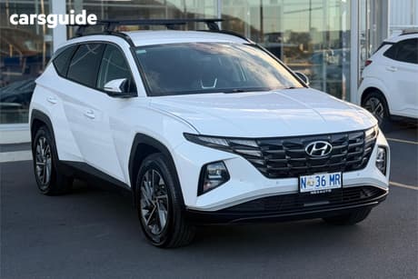 White 2023 Hyundai Tucson Wagon Elite (Fwd)