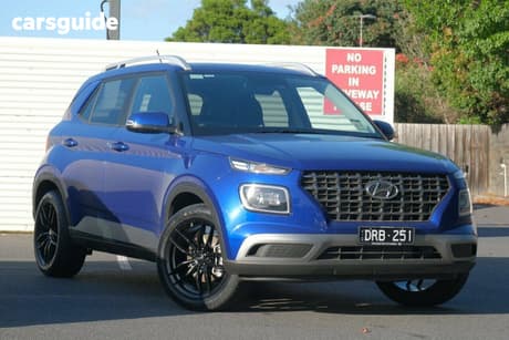 Blue 2025 Hyundai Venue Wagon Elite (Black) Sunroof