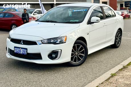 White 2017 Mitsubishi Lancer Sedan Es Sport