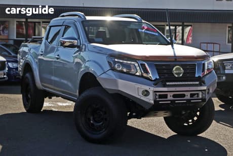 Silver 2020 Nissan Navara Dual Cab Pick-up St-X (4X4)