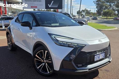 White 2025 Toyota C-HR Wagon Koba Hybrid
