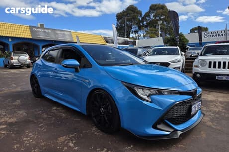 Blue 2018 Toyota Corolla Hatchback Ascent Sport (Hybrid)