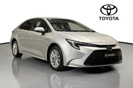 Silver 2023 Toyota Corolla Sedan Sx Hybrid