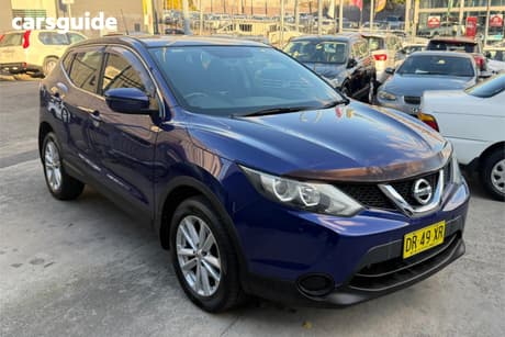 Blue 2017 Nissan Qashqai Wagon St (4X2)