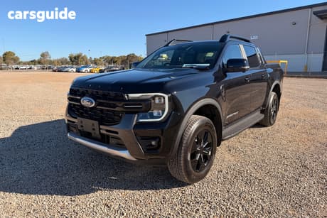 Black 2025 Ford Ranger Double Cab Pick Up Phev Stormtrak (4X4)