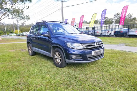 Blue 2012 Volkswagen Tiguan Wagon 132 Tsi Pacific