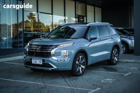 Grey 2025 Mitsubishi Outlander Wagon Exceed 5 Seat (Awd)