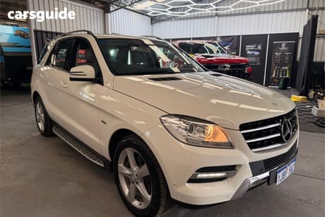 White 2012 Mercedes-Benz ML250 Wagon Cdi Bluetec (4X4)