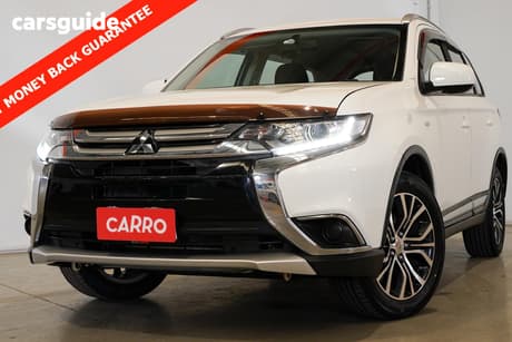 White 2017 Mitsubishi Outlander Wagon Es 5 Seat (Awd)