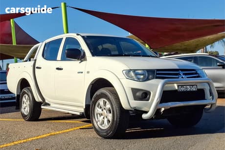 White 2011 Mitsubishi Triton Double Cab Utility Gl-R