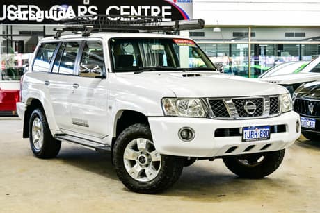White 2011 Nissan Patrol Wagon St (4X4)