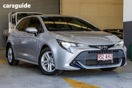 Silver 2020 Toyota Corolla Hatchback Ascent Sport + Tr Kit