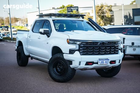 White 2023 Chevrolet Silverado Crew Cab Pickup 1500 Zr2