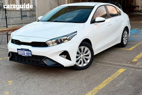 White 2024 Kia Cerato Sedan S