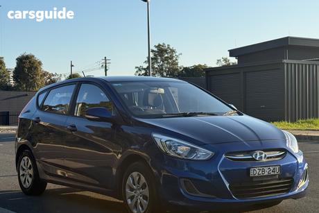 Blue 2017 Hyundai Accent Hatchback Active