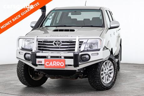 Silver 2013 Toyota Hilux Dual Cab Pick-up Sr5 (4X4)