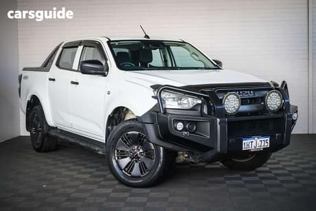 White 2022 Isuzu D-MAX Crew Cab Utility Sx (4X4)