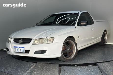 White 2005 Holden UTE Ute Tray VZ R