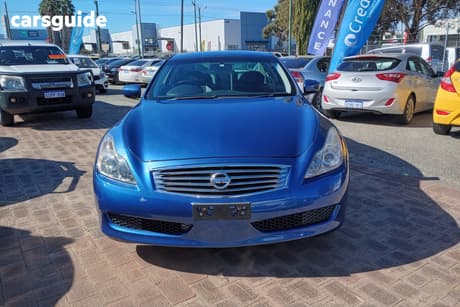 Blue 2009 Nissan Skyline Sedan 370Gt