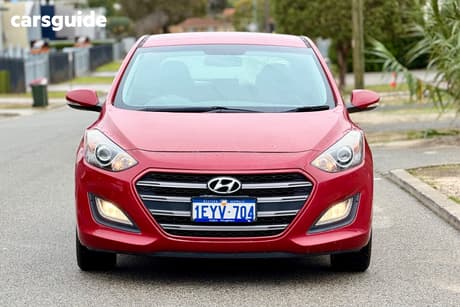 Red 2016 Hyundai I30 Hatchback Sr