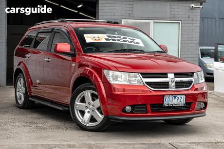 Red 2009 Dodge Journey Wagon R/T