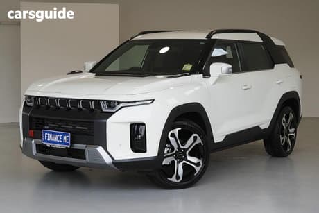 White 2025 KGM Torres SUV HYBRID K40 F