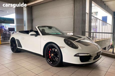 White 2014 Porsche 911 Coupe Carrera S